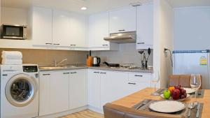 grand mercure bangkok atrium