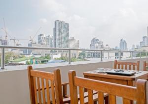 grand mercure bangkok atrium