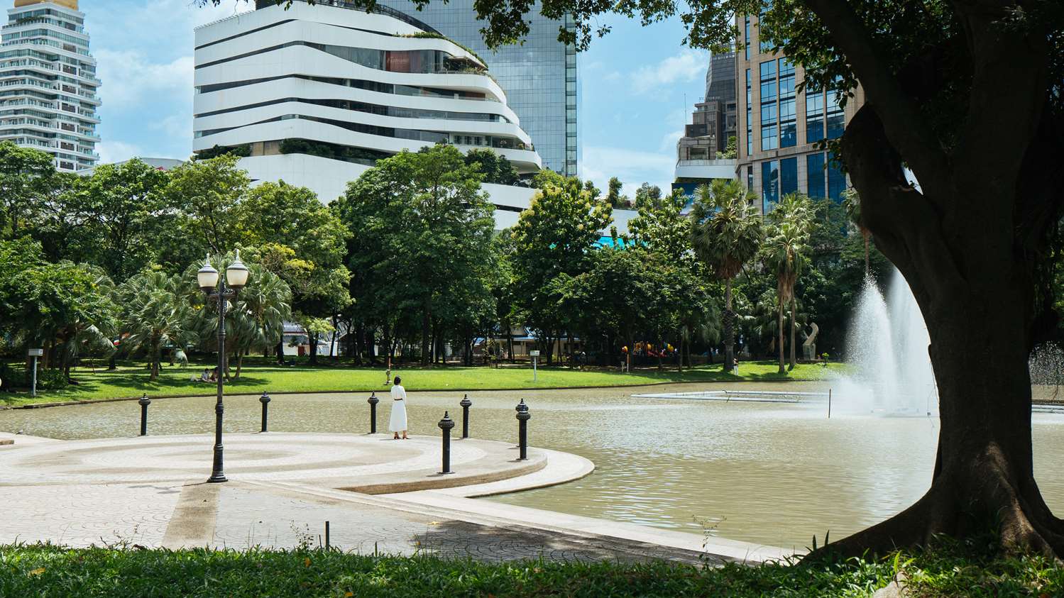 doubletree by hilton sukhumvit bangkok