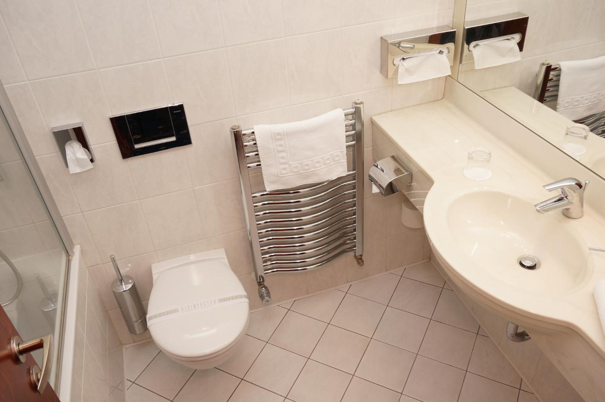 doubletree by hilton sukhumvit bangkok