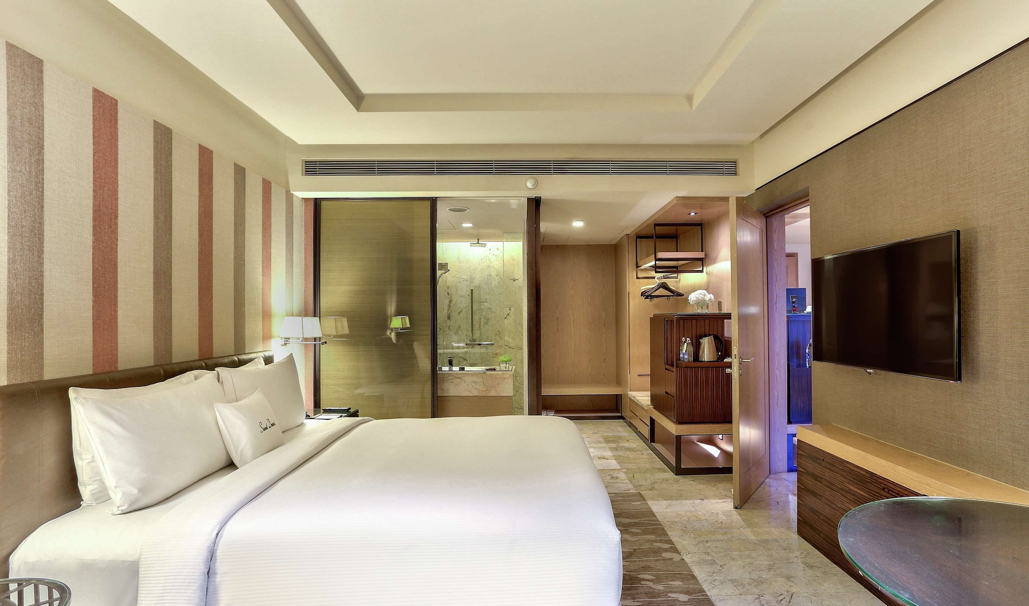 doubletree by hilton sukhumvit bangkok