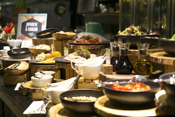 doubletree by hilton sukhumvit bangkok