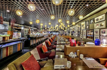 doubletree by hilton sukhumvit bangkok