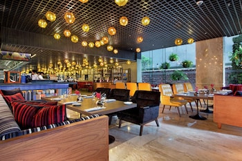 doubletree by hilton sukhumvit bangkok