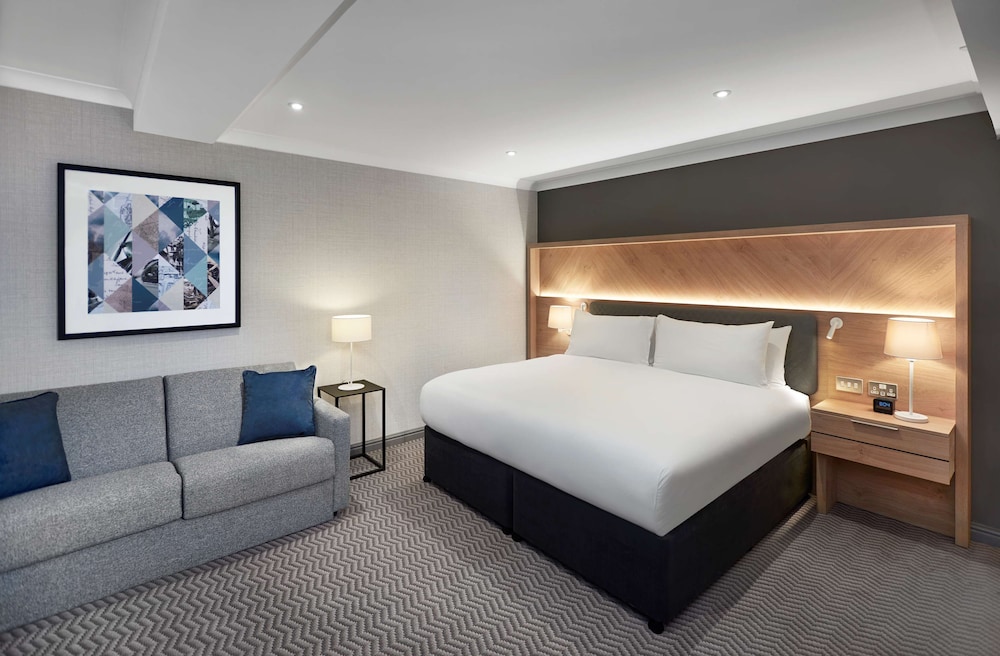 hilton london croydon