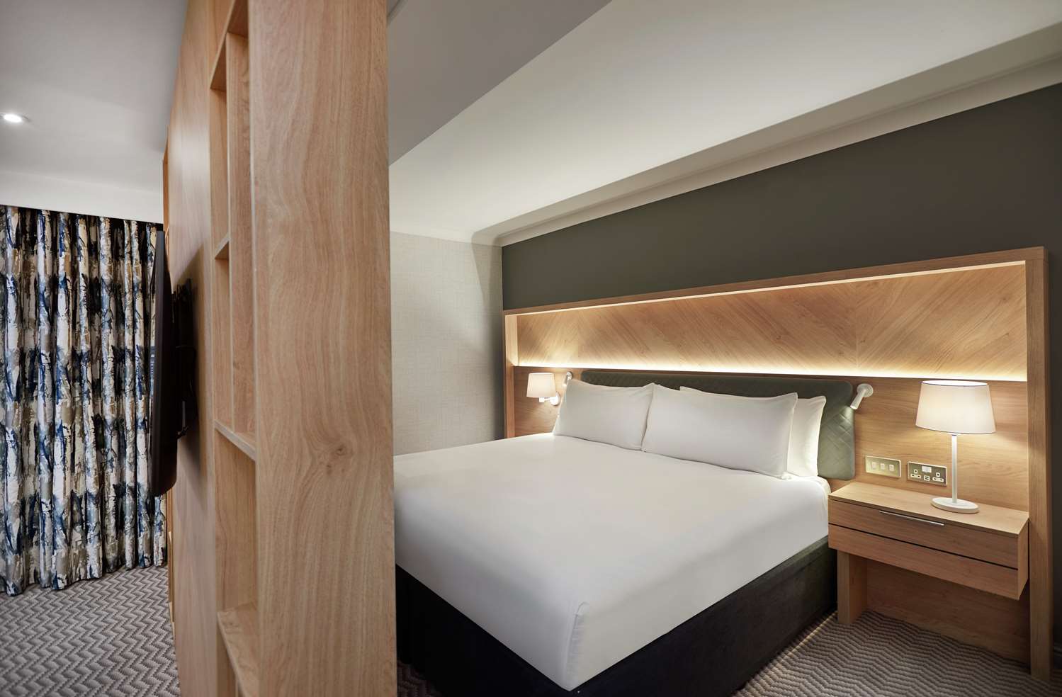 hilton london croydon