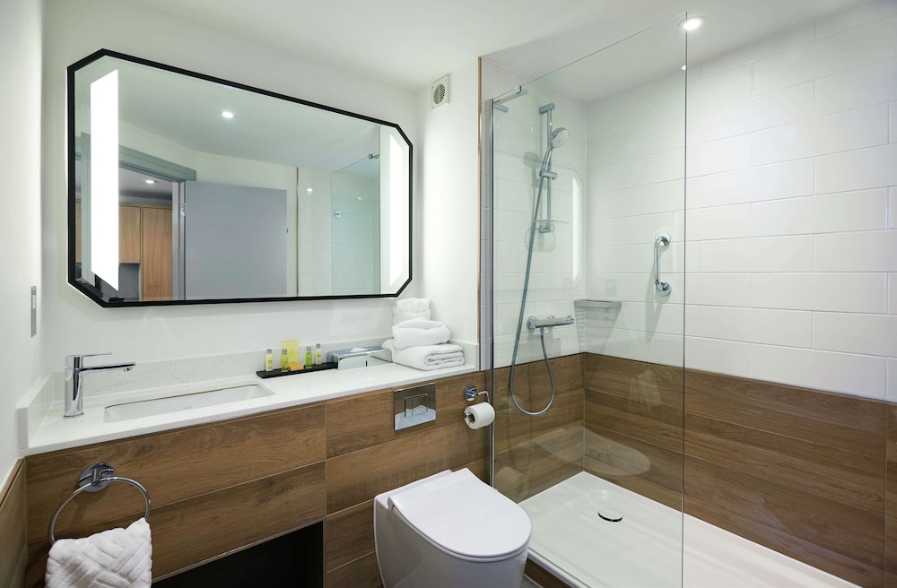 hilton london croydon
