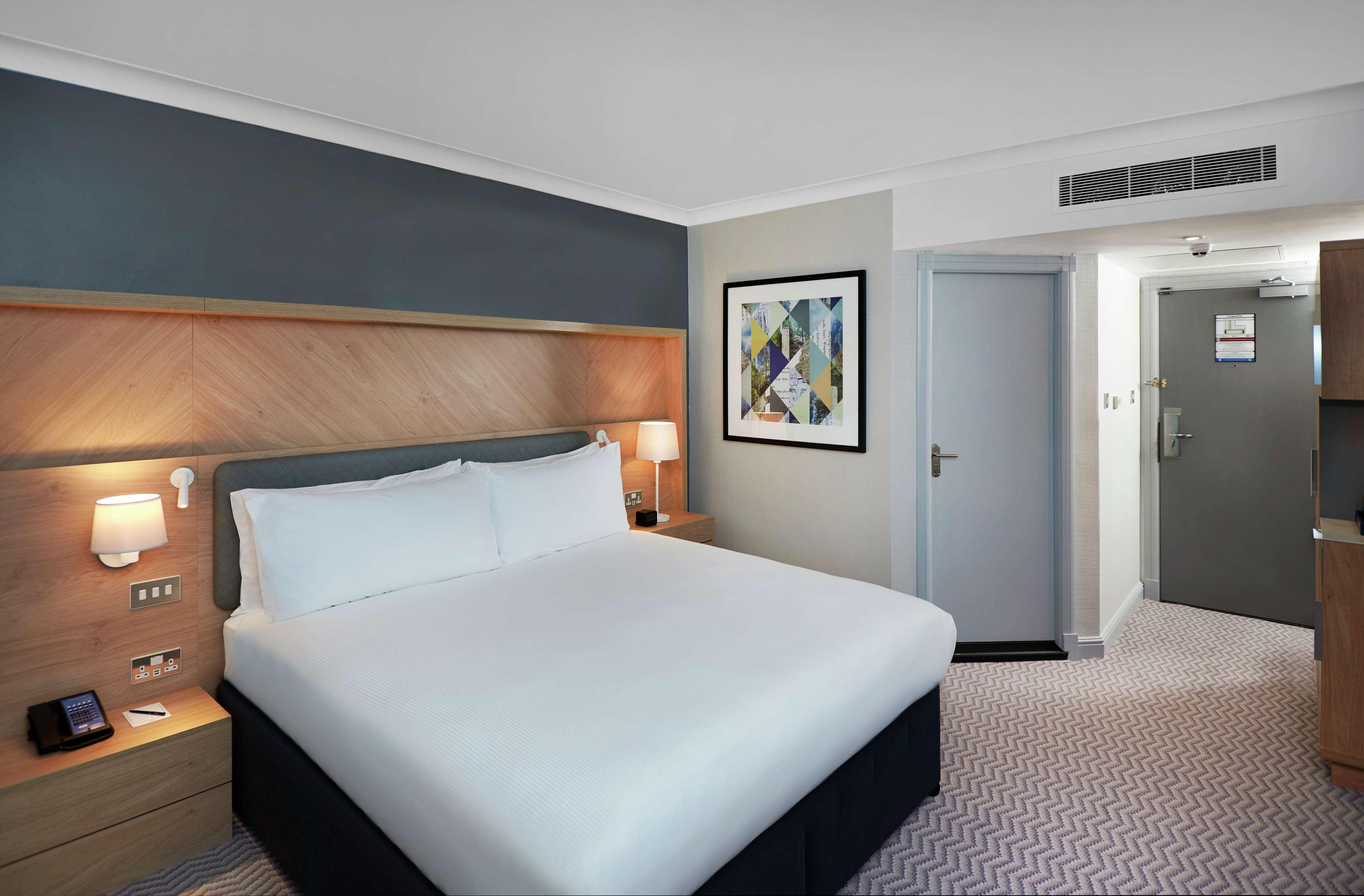 hilton london croydon