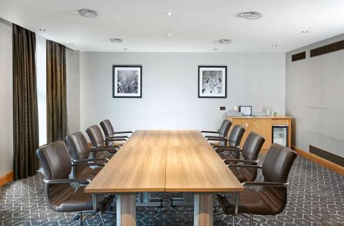 hilton london croydon