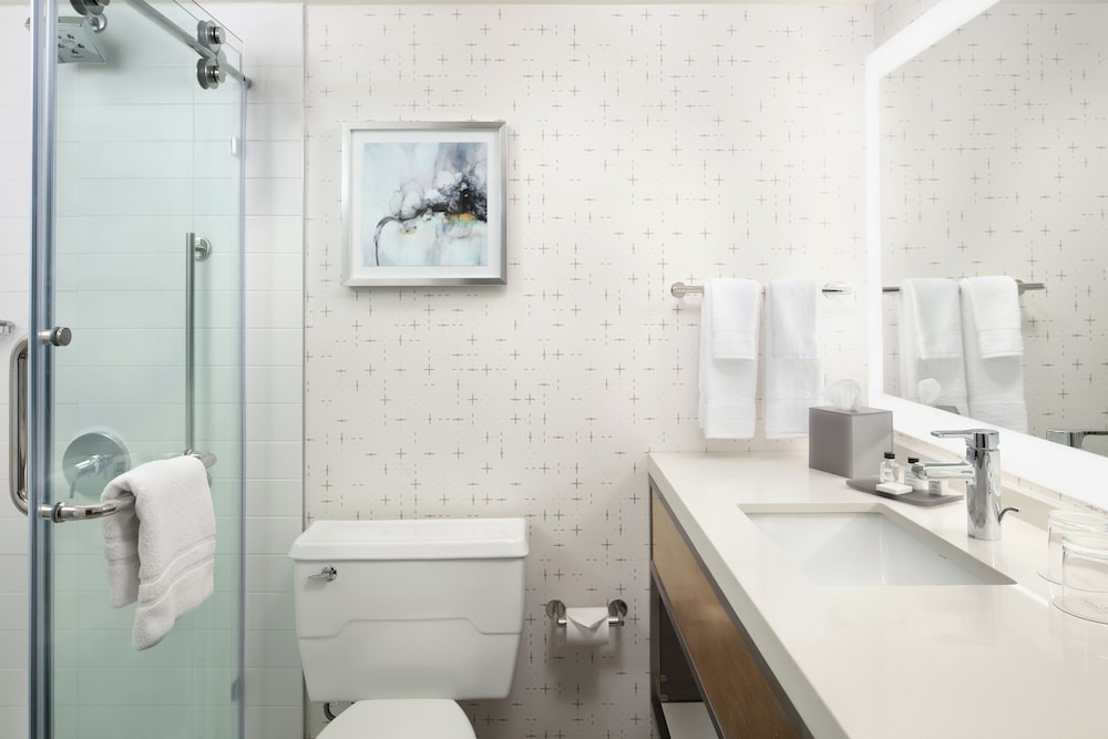 crowne plaza dallas market ctr love field by ihg