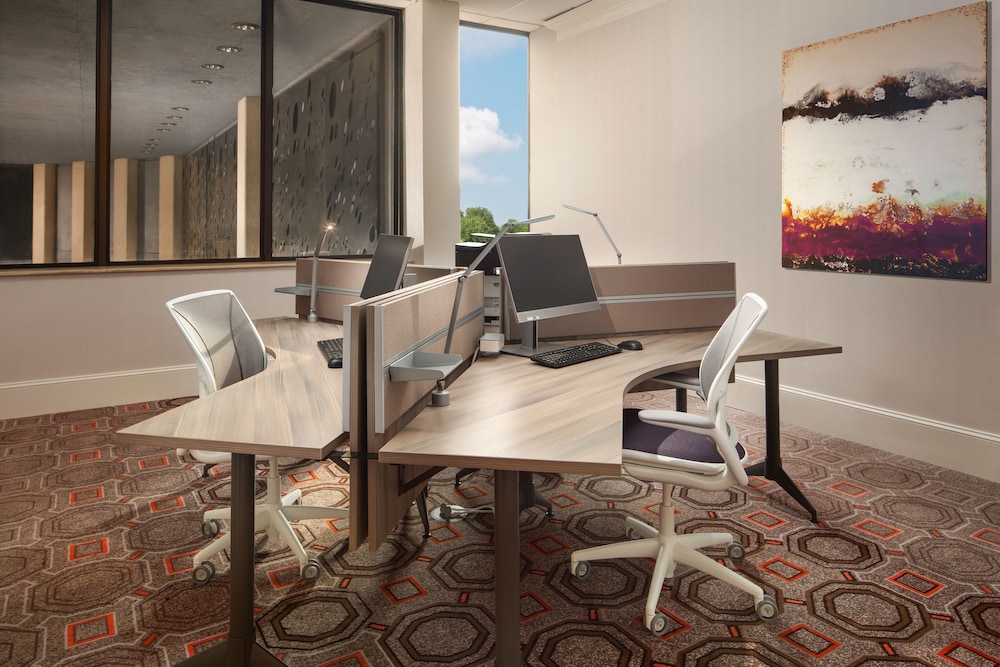 crowne plaza dallas market ctr love field by ihg