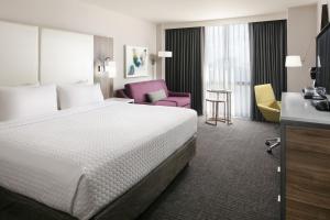 Crowne Plaza Dallas Market Ctr - Love Field By Ihg,Dallas>>Corpus Christi,4 star