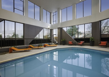 Crowne Plaza Dallas Market Ctr - Love Field By Ihg,Dallas>>Corpus Christi,4 star