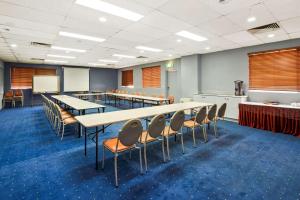 comfort hotel dandenong