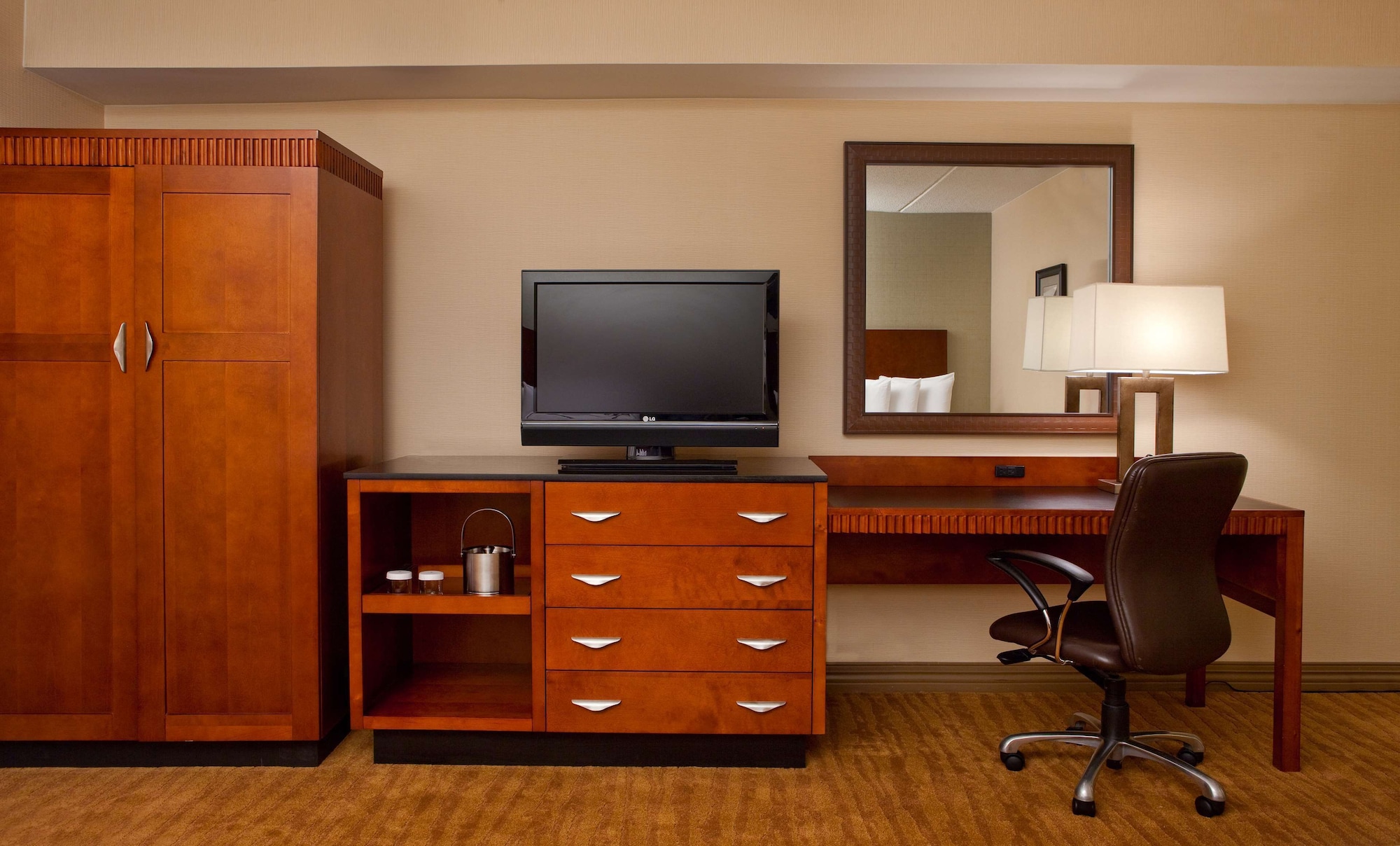 doubletree by hilton boston north shore
