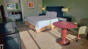 Astoria North Extended Stay,Blairs>>Danville,2 star