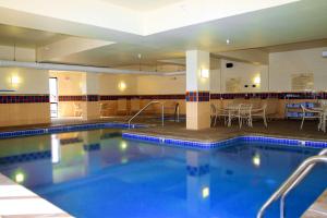 hampton inn and suites kingman