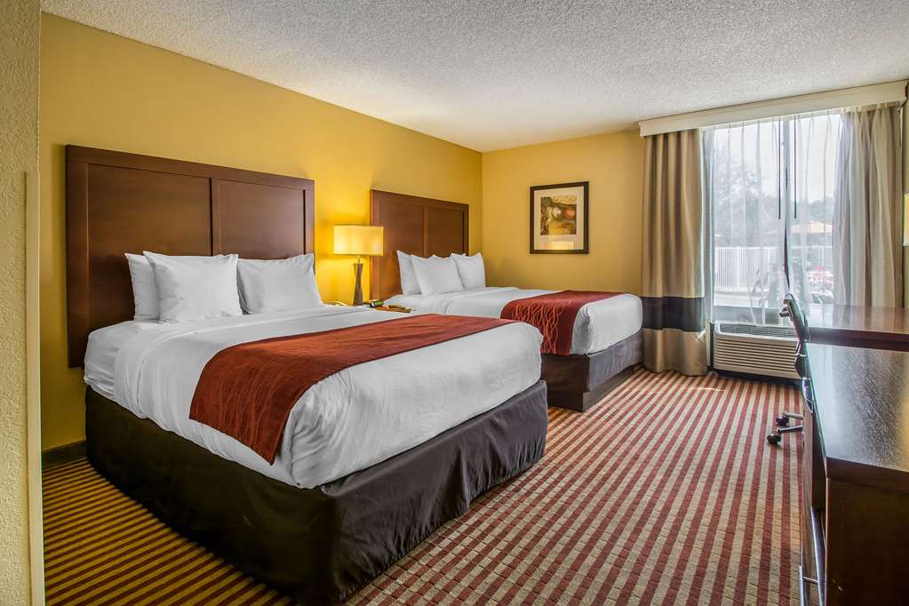 comfort inn and suites kissimmee by the parks