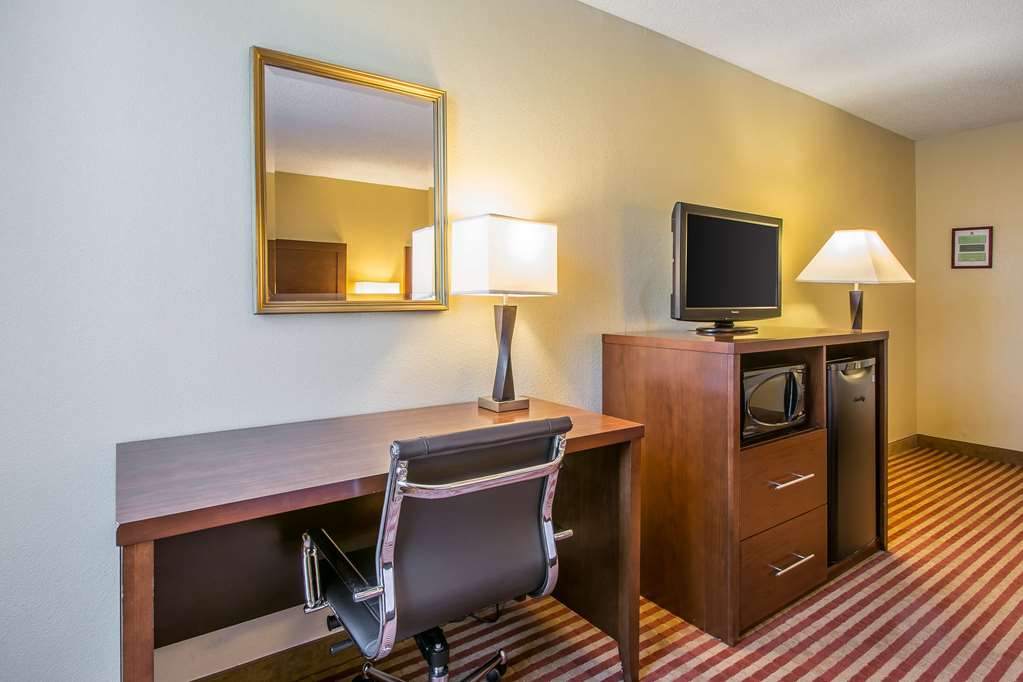 comfort inn and suites kissimmee by the parks