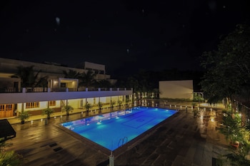Nilan Zingle Resort,,3 star
