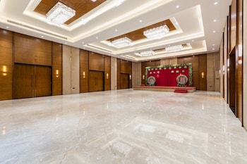 gaurison hotel and resort