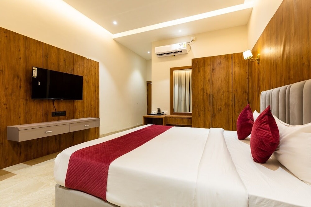 gaurison hotel and resort
