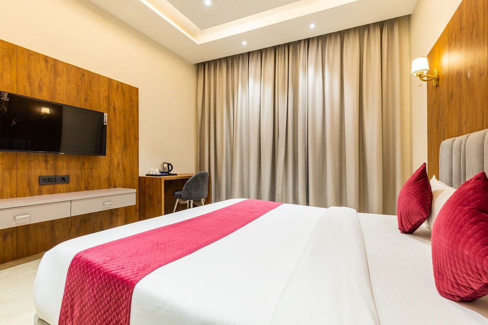 gaurison hotel and resort