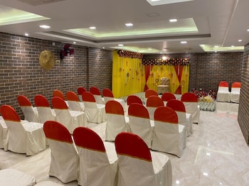 ramesh palace