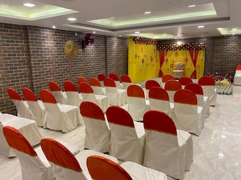 ramesh palace