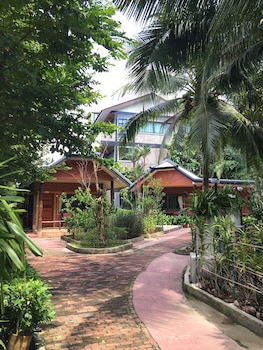 green view village resort