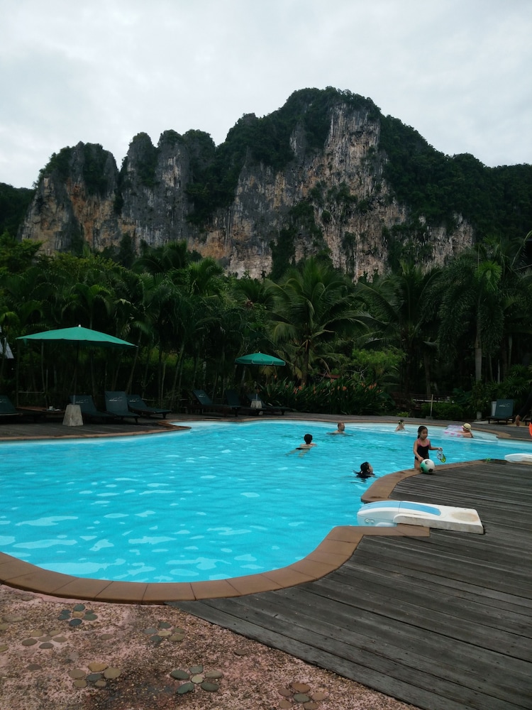 green view village resort