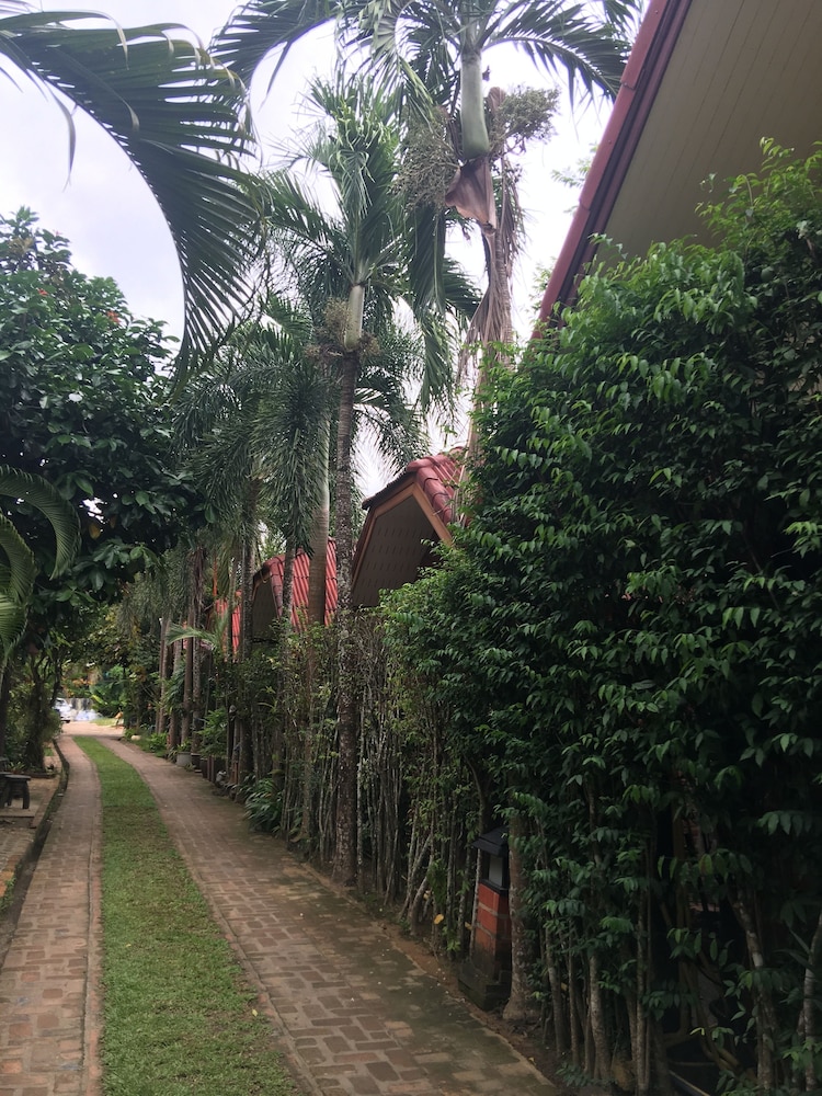 green view village resort