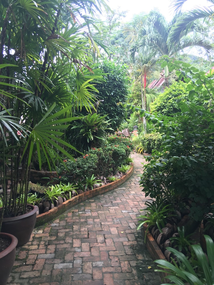 green view village resort