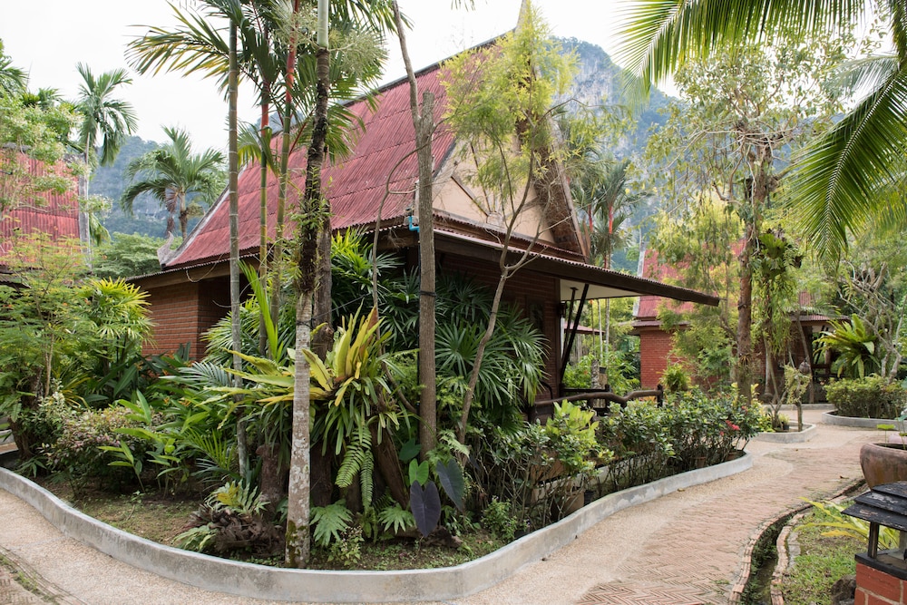 green view village resort