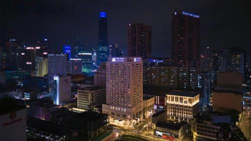 hotel royal signature