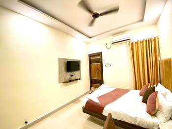 hotel sky international hyderabad