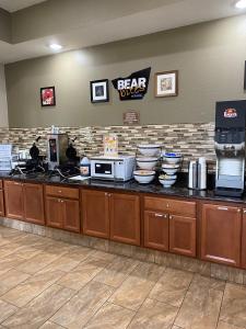 travelodge by wyndham iowa city