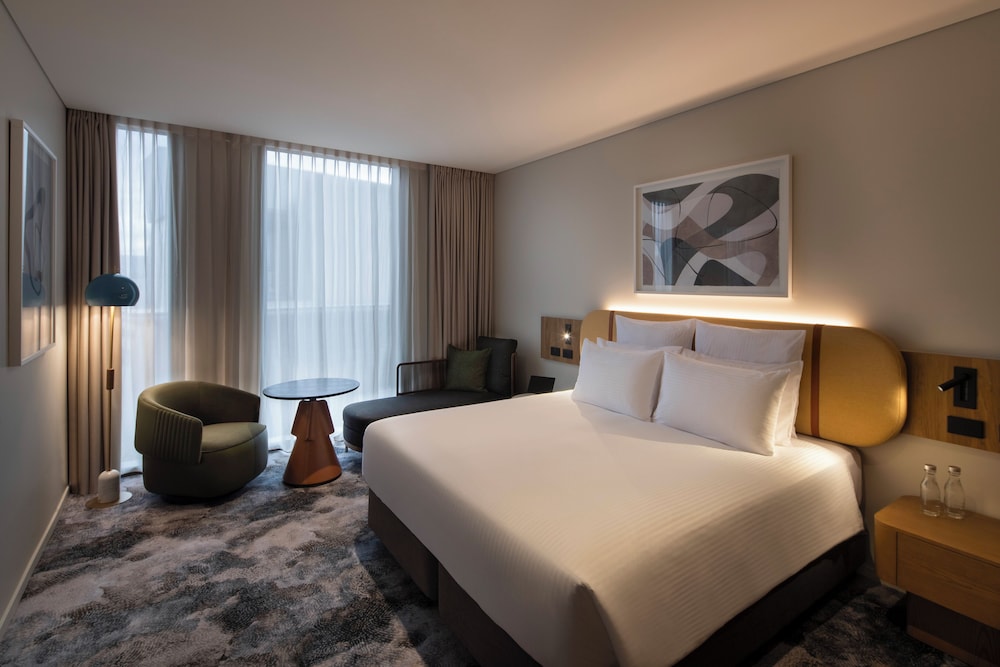 pullman sydney penrith