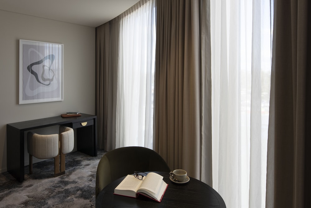 pullman sydney penrith