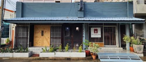 the travellers house pet friendly accommodation