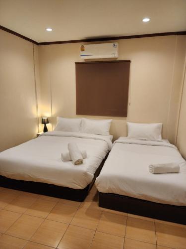 the travellers house pet friendly accommodation