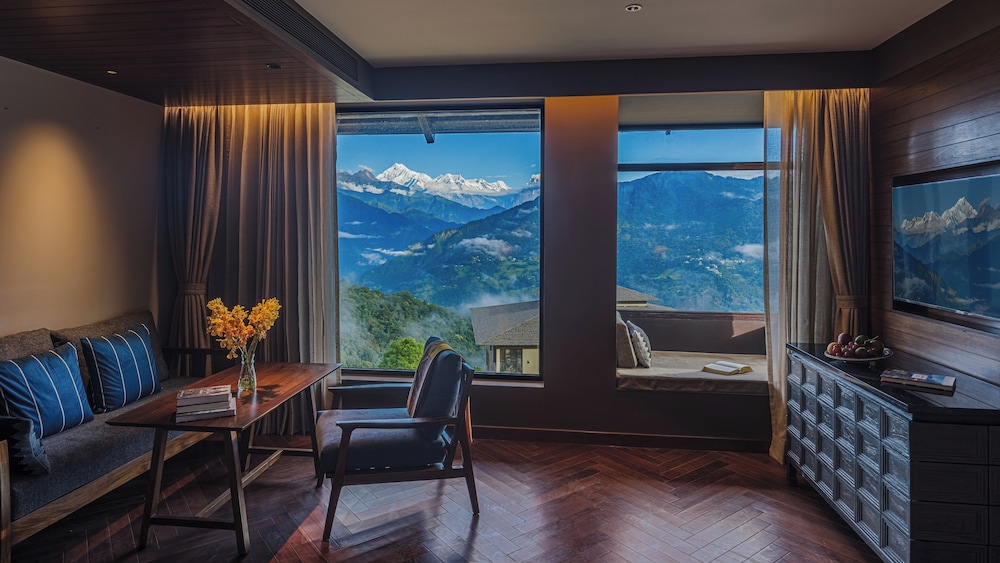 taj guras kutir resort and spa gangtok