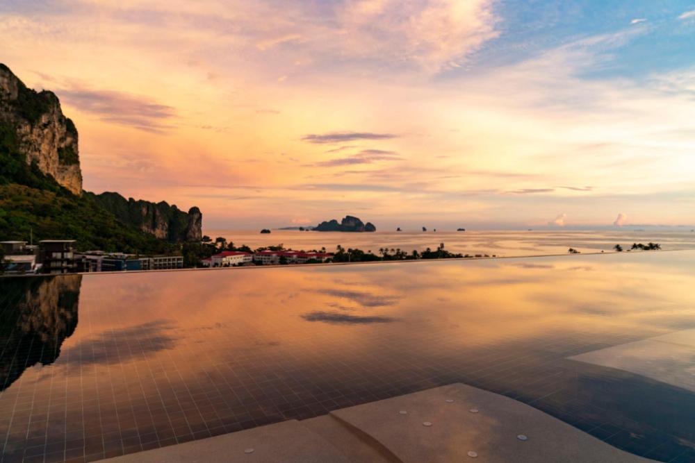 avani ao nang cliff krabi resort