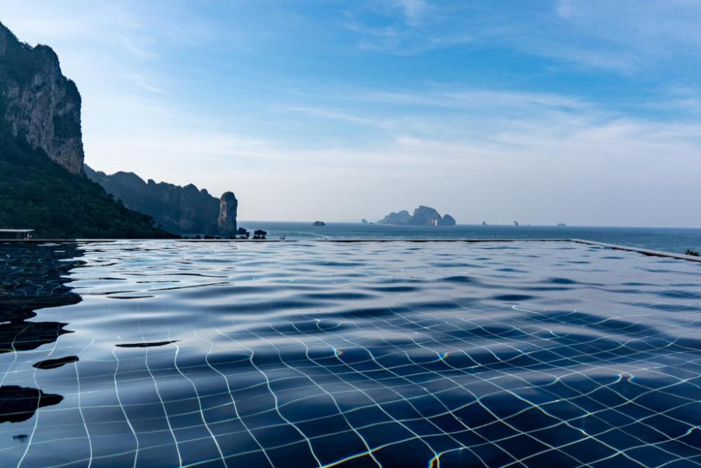 avani ao nang cliff krabi resort