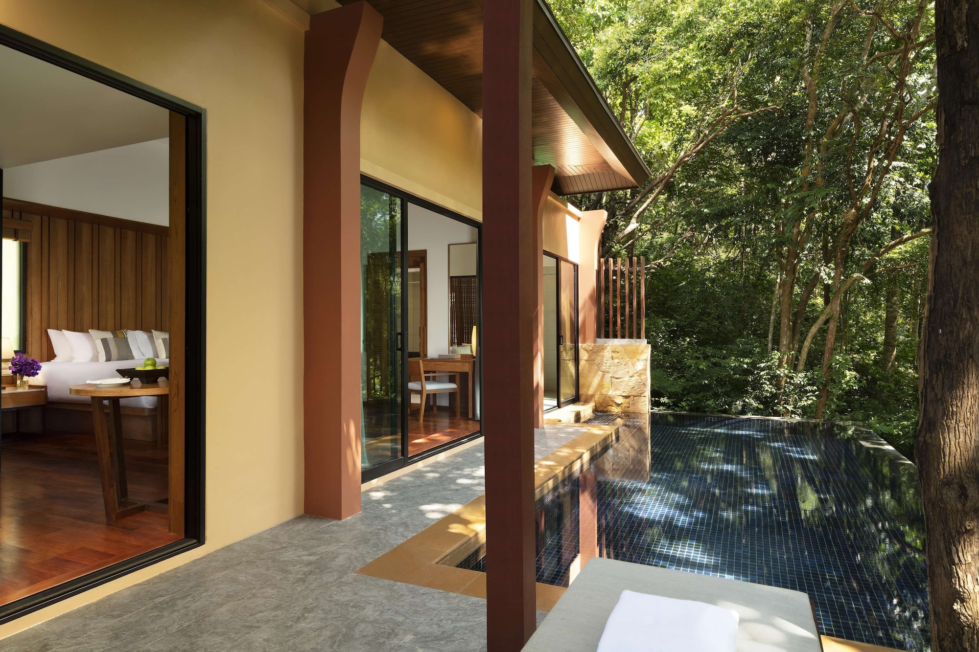 avani ao nang cliff krabi resort