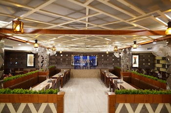 golden hut derabassi