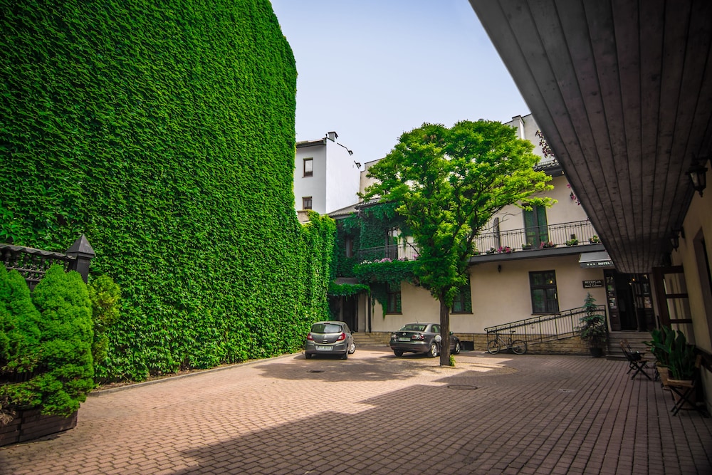 nobilton hotel