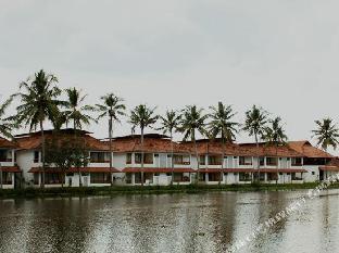manor backwater resort