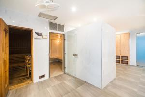 evergreen place siam by uhg