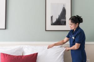 evergreen place siam by uhg